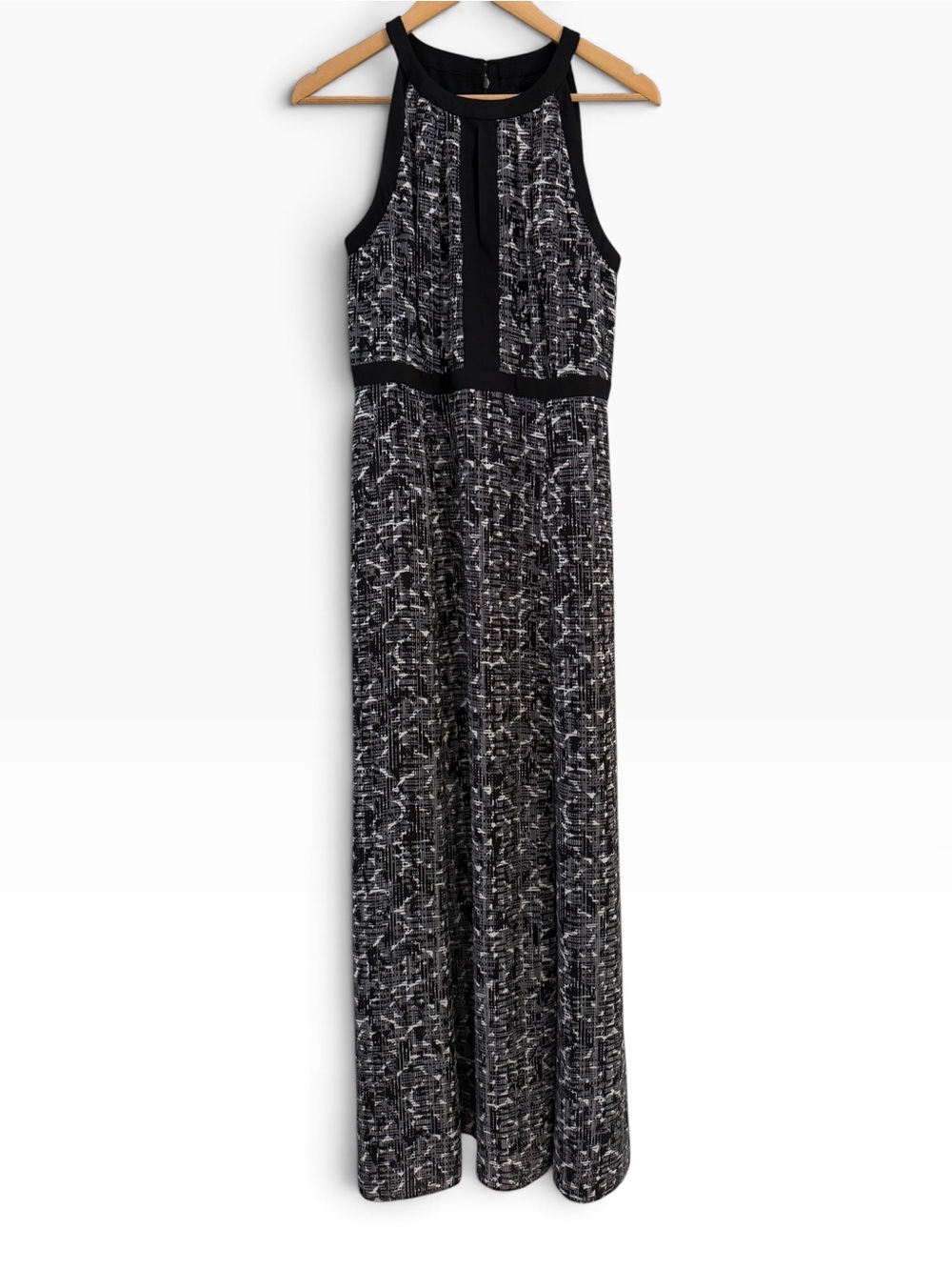 WHBM long dress halter style maxi black & white Women’s Size 8